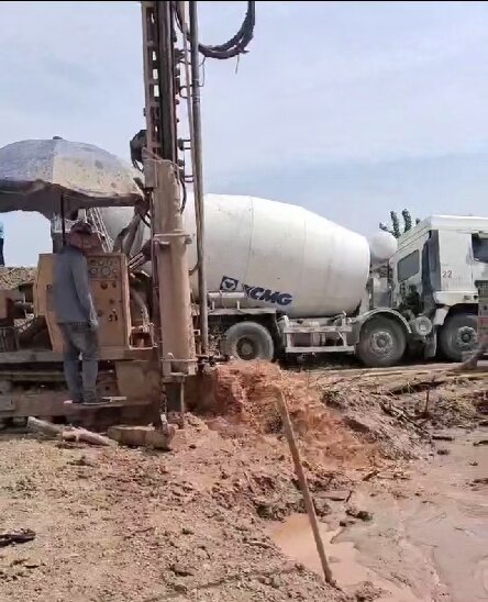 肥东岩石井施工